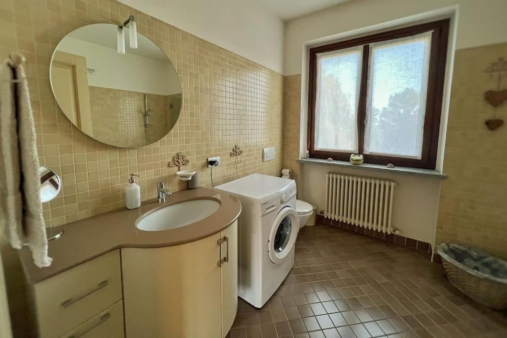 Ciarei Alloggio In Villa Prima Collina Biellese Tollegno Exterior foto
